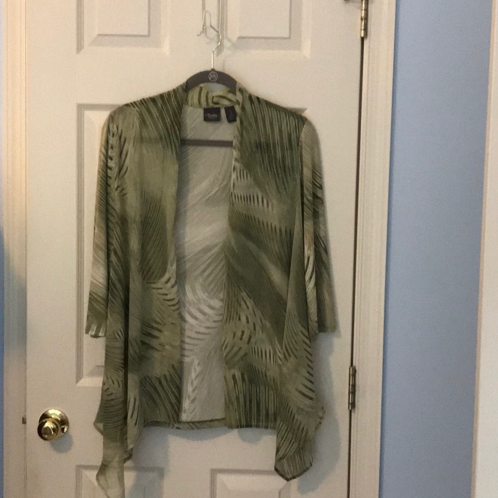 Chico’s green print travelers jacket
